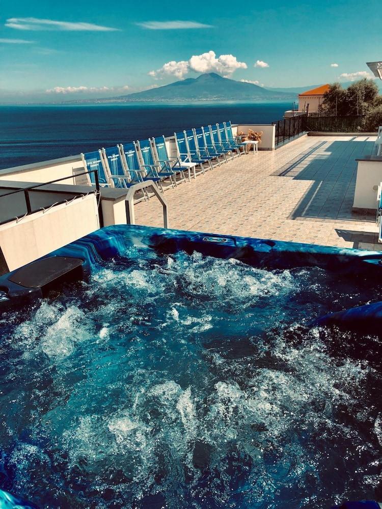 Hotel Britannia Sorrento Dış mekan fotoğraf